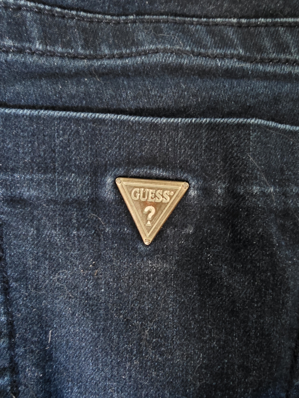 GUESS Women's 28 Stretch Skinny Jeans - Picture 2 of 5